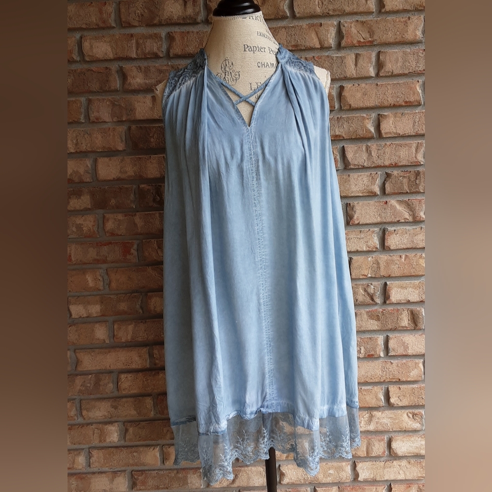 Umgee Chambray Sleeveless Cotton Blend Dress.